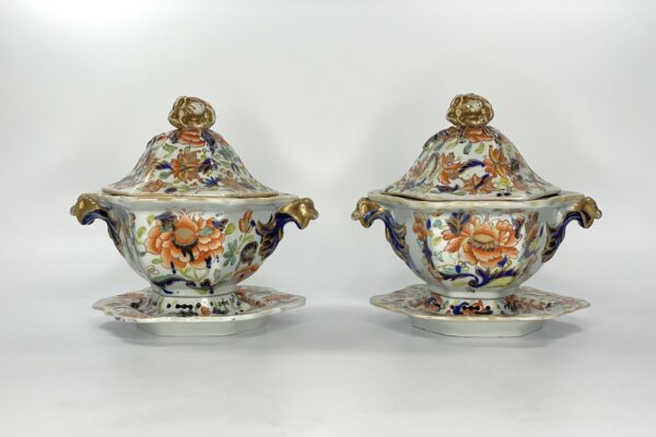 Pair Masons Ironstone tureens, covers and stands, c. 1815. Pair Masons Ironstone tureens, covers and stands, c. 1815.