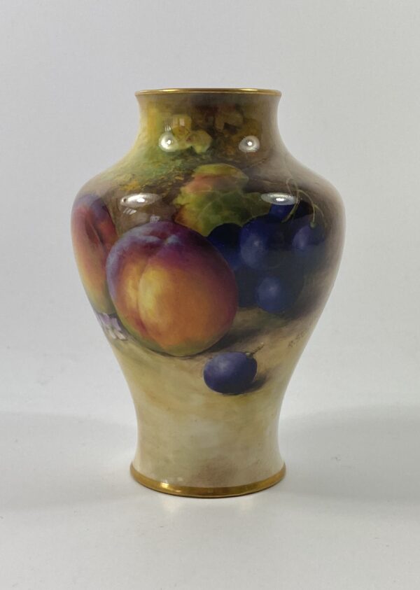008D2832-8026-4EB2-8880-73C729BB3A1C Royal Worcester vase. Fruit painted by R. Sebright, d. 1933