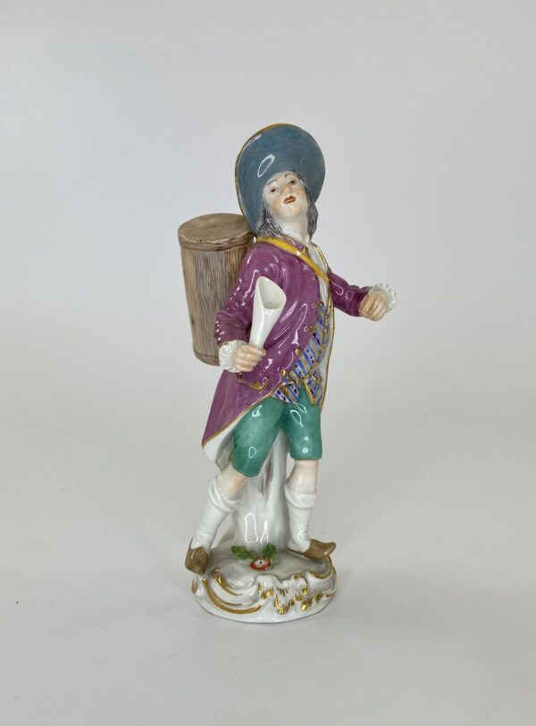 Meissen porcelain figure. The ‘Lottery Seller’, c. 1920. front