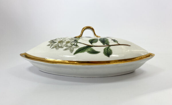 Chamberlains Worcester botanical serving dish, c. 1815. Stamp
