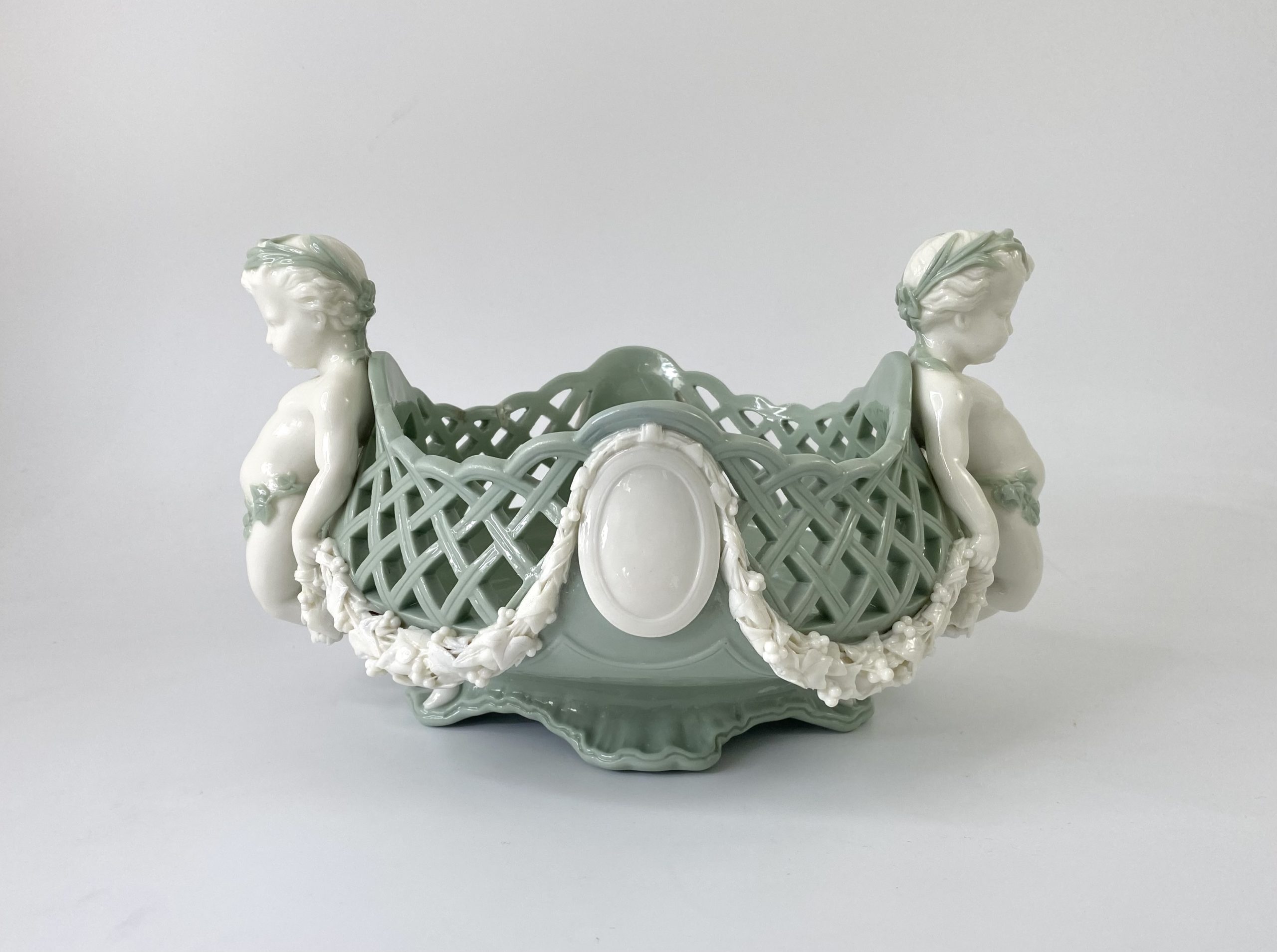 BEE14F8A-C6AC-4303-8120-C9D41B5CD3AF