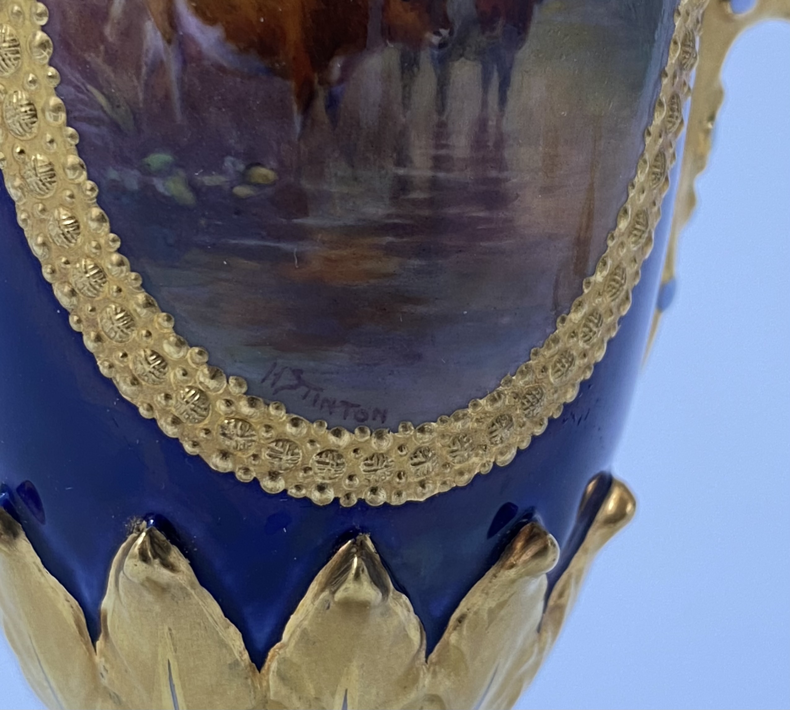 A569B692-797A-4DCA-B1CA-464C3BE99F4F