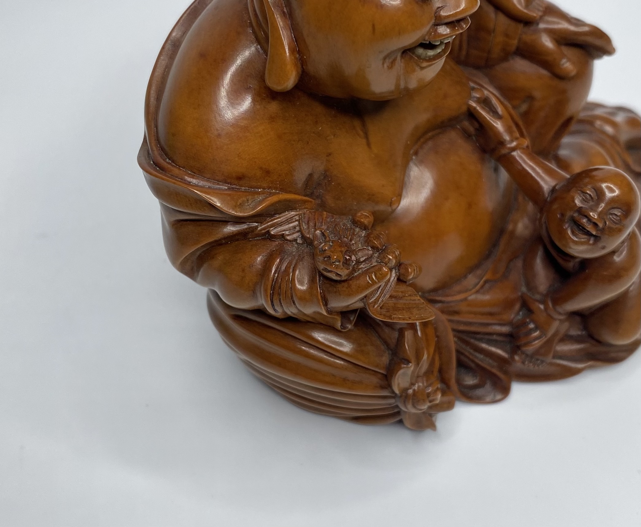 18640BEE-1265-4F74-835A-3D5E8F596D8D
