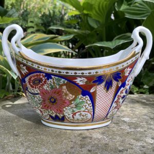 Chamberlains Worcester sucrier, Imari pattern 342, c. 1810.