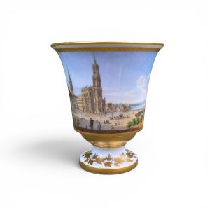 Meissen porcelain cabinet cup, Dresden Cathedral, c. 1830.