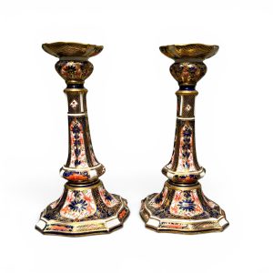 Royal Crown Derby candlesticks, Imari, d. 1919.