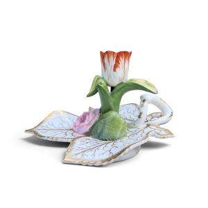 English porcelain tulip chamberstick, c. 1830.